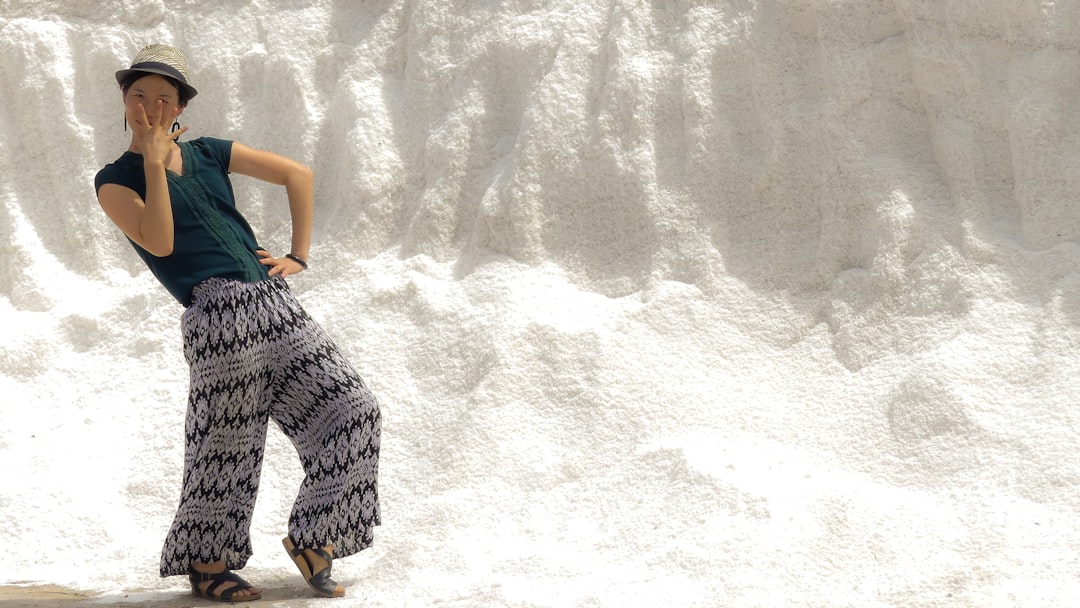 Photo wide-leg trousers
