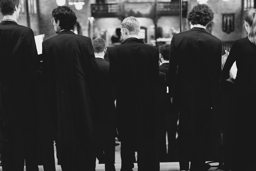 Photo funeral suit